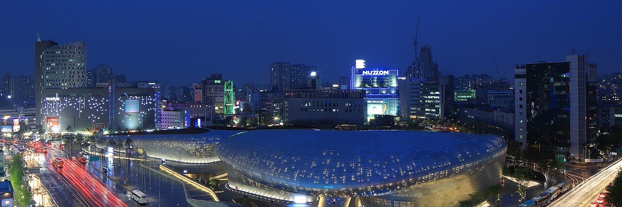 Dongdaemun Design Plaza (동대문디자인플라자)