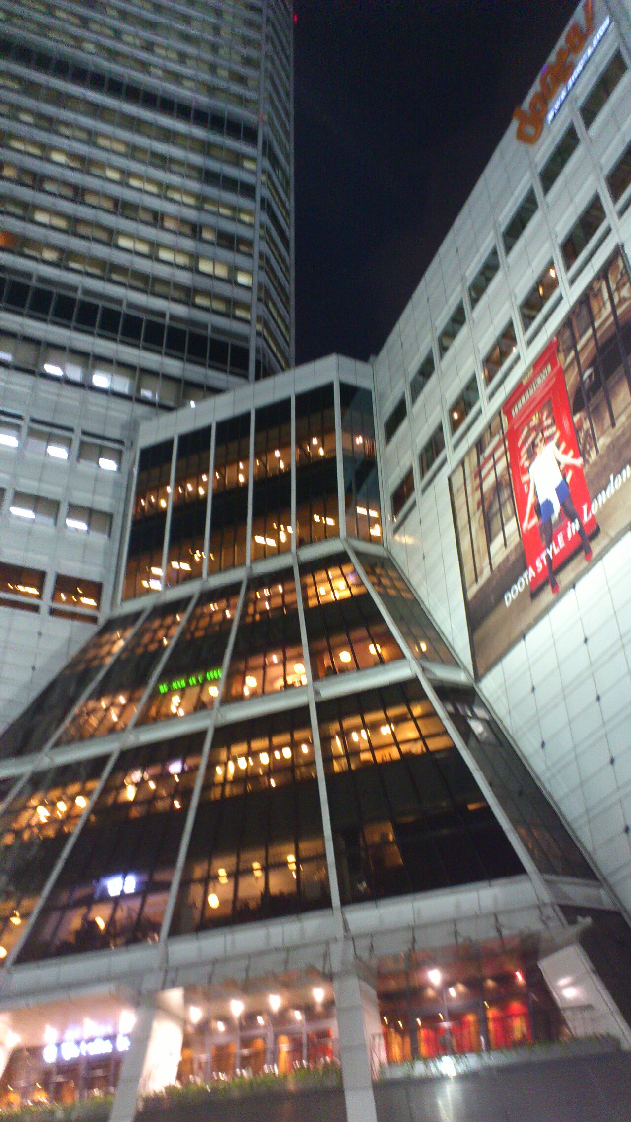 Dongdaemun Fashion Town (동대문 패션타운)