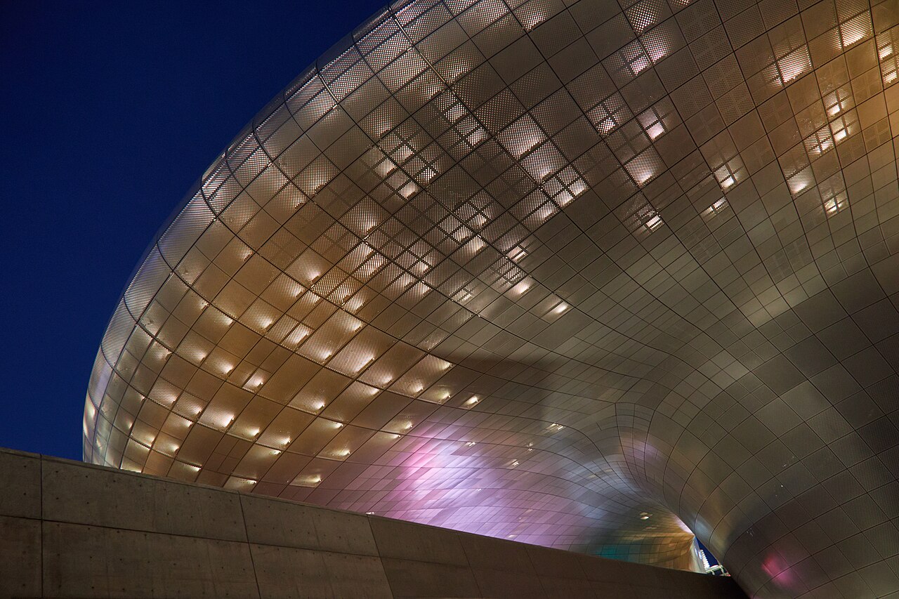 Dongdaemun Design Plaza (동대문디자인플라자)