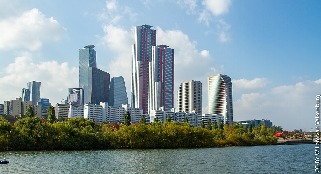 Yeouido Hangang Park (여의도한강공원)