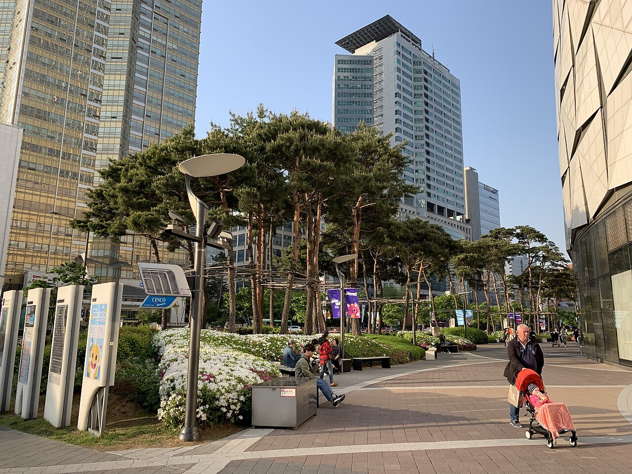 Lotte World Tower Seoul Sky (롯데월드타워 서울스카이)