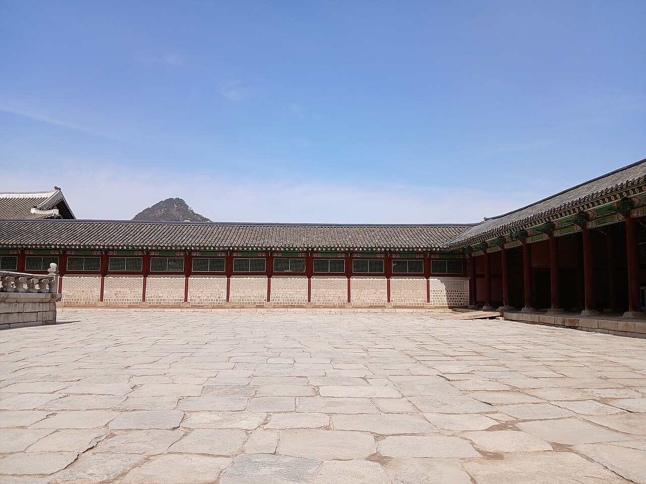 Gyeongbokgung Palace (경복궁)